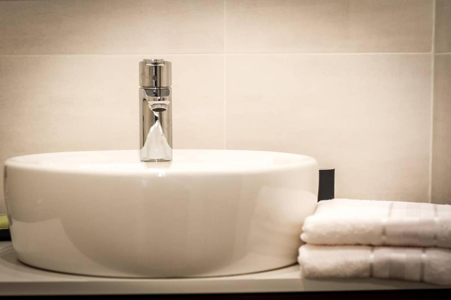 Joivy Chic Studio In Como Centre Appartement Buitenkant foto