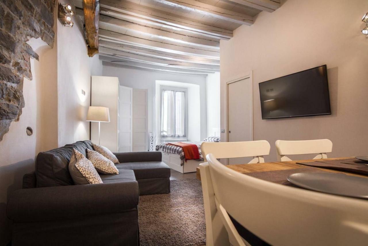 Joivy Chic Studio In Como Centre Appartement Buitenkant foto