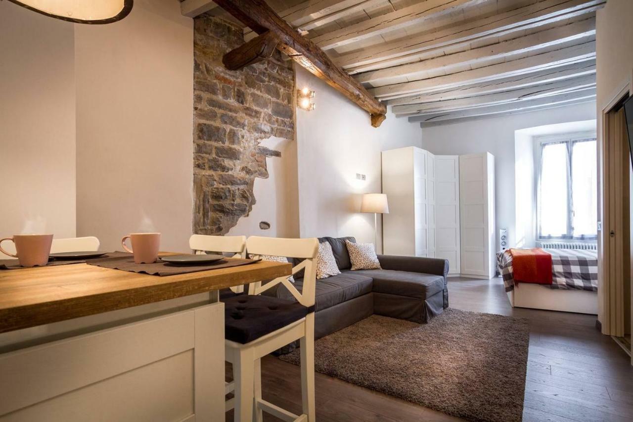 Joivy Chic Studio In Como Centre Appartement Buitenkant foto