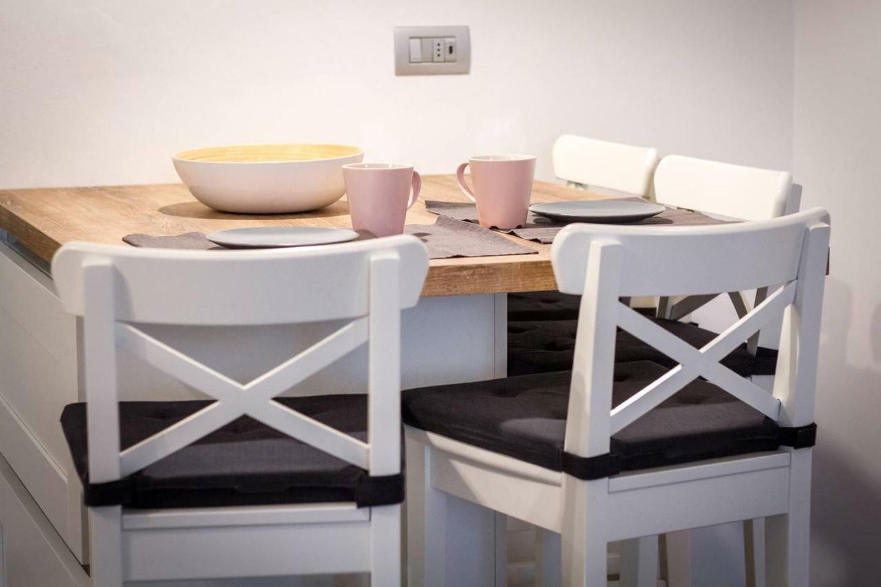 Joivy Chic Studio In Como Centre Appartement Buitenkant foto