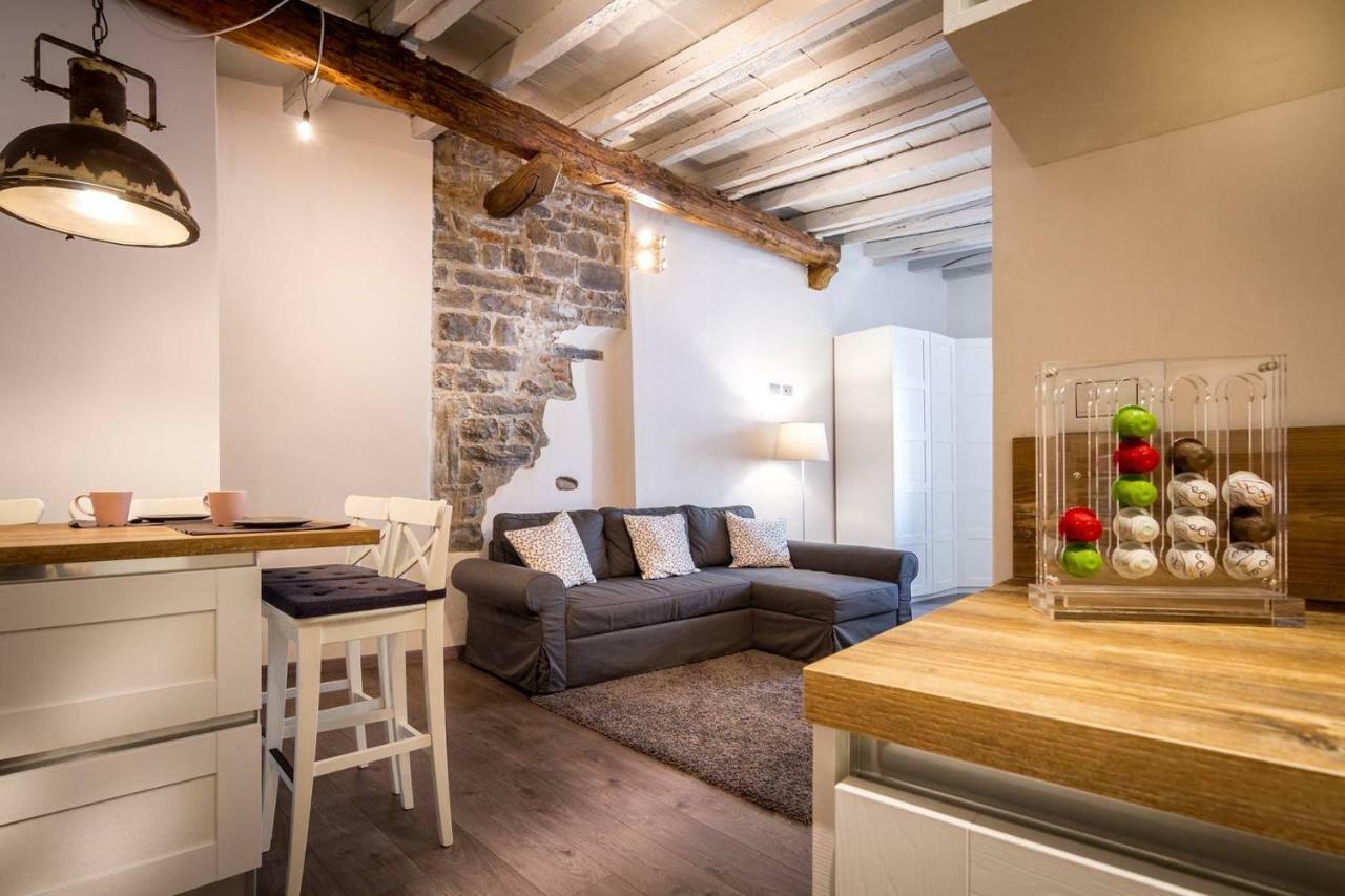 Joivy Chic Studio In Como Centre Appartement Buitenkant foto
